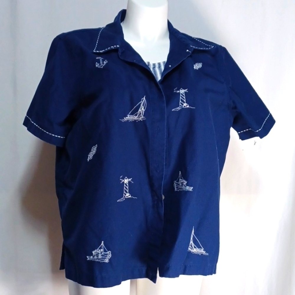LEMON GRASS WOMANS TOP SIZE 22W IN A BEAUTIFUL BLUE WITH ENTER BLOUSE STRIPED